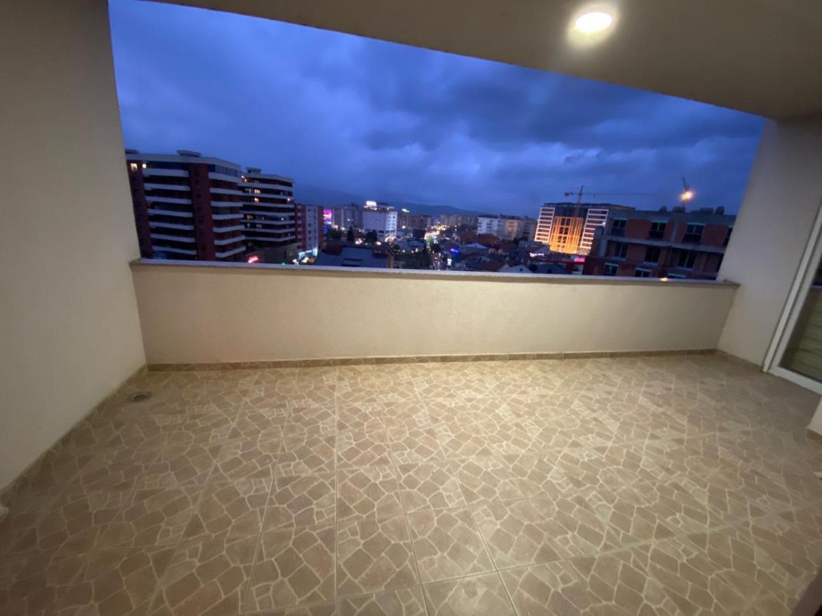 Violin 2 Bedroom Apartment Downtown プリズレン エクステリア 写真