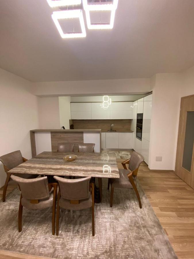 Violin 2 Bedroom Apartment Downtown プリズレン エクステリア 写真